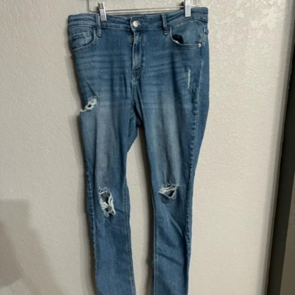 Women's Old Navy Blue Ripped Jean Size 12